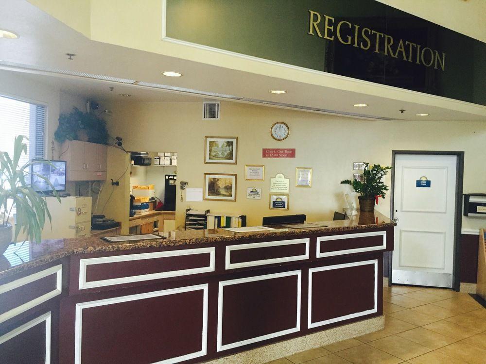 San Bernandino Inn & Suites San Bernardino Ngoại thất bức ảnh