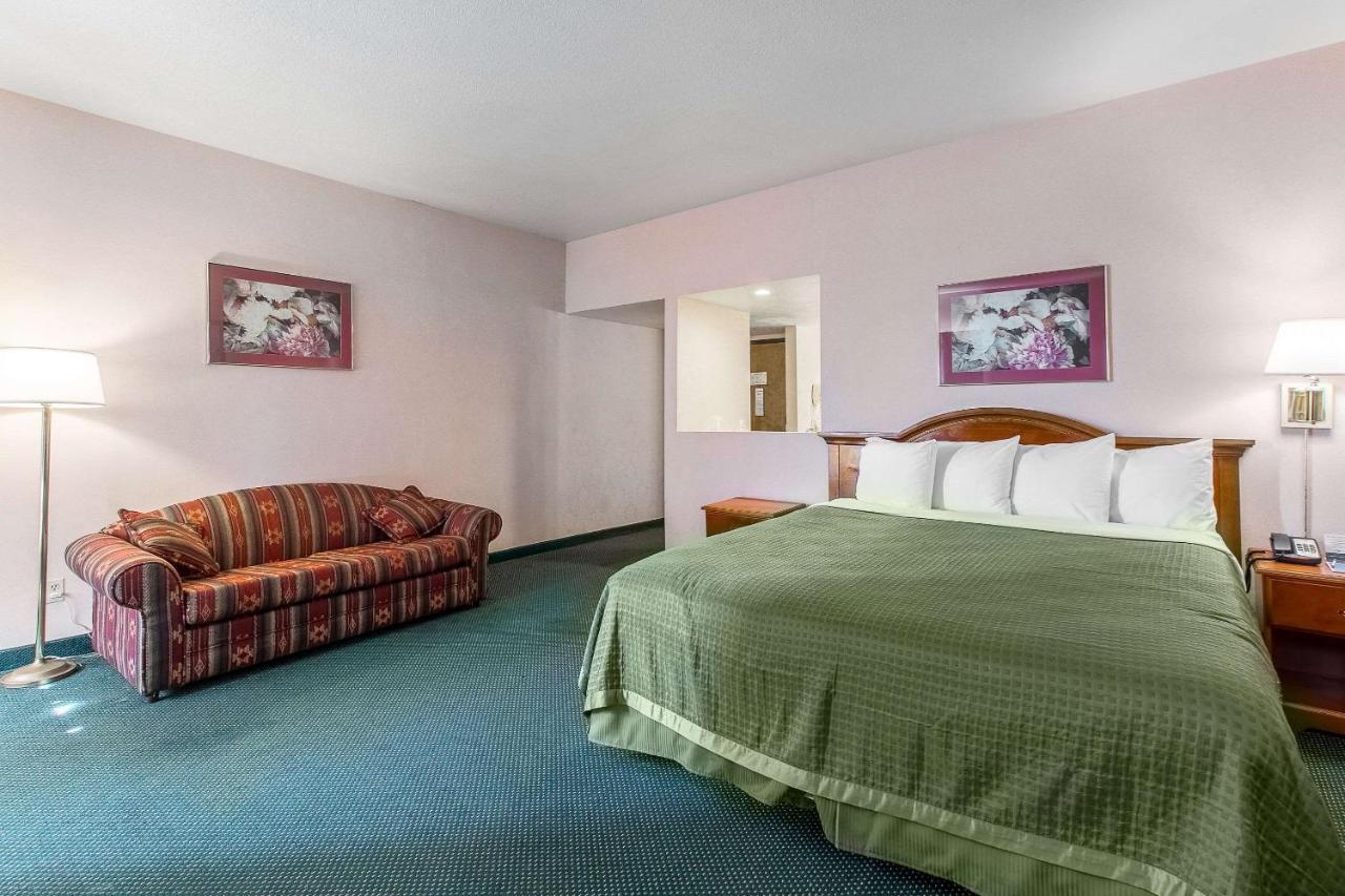 San Bernandino Inn & Suites San Bernardino Ngoại thất bức ảnh
